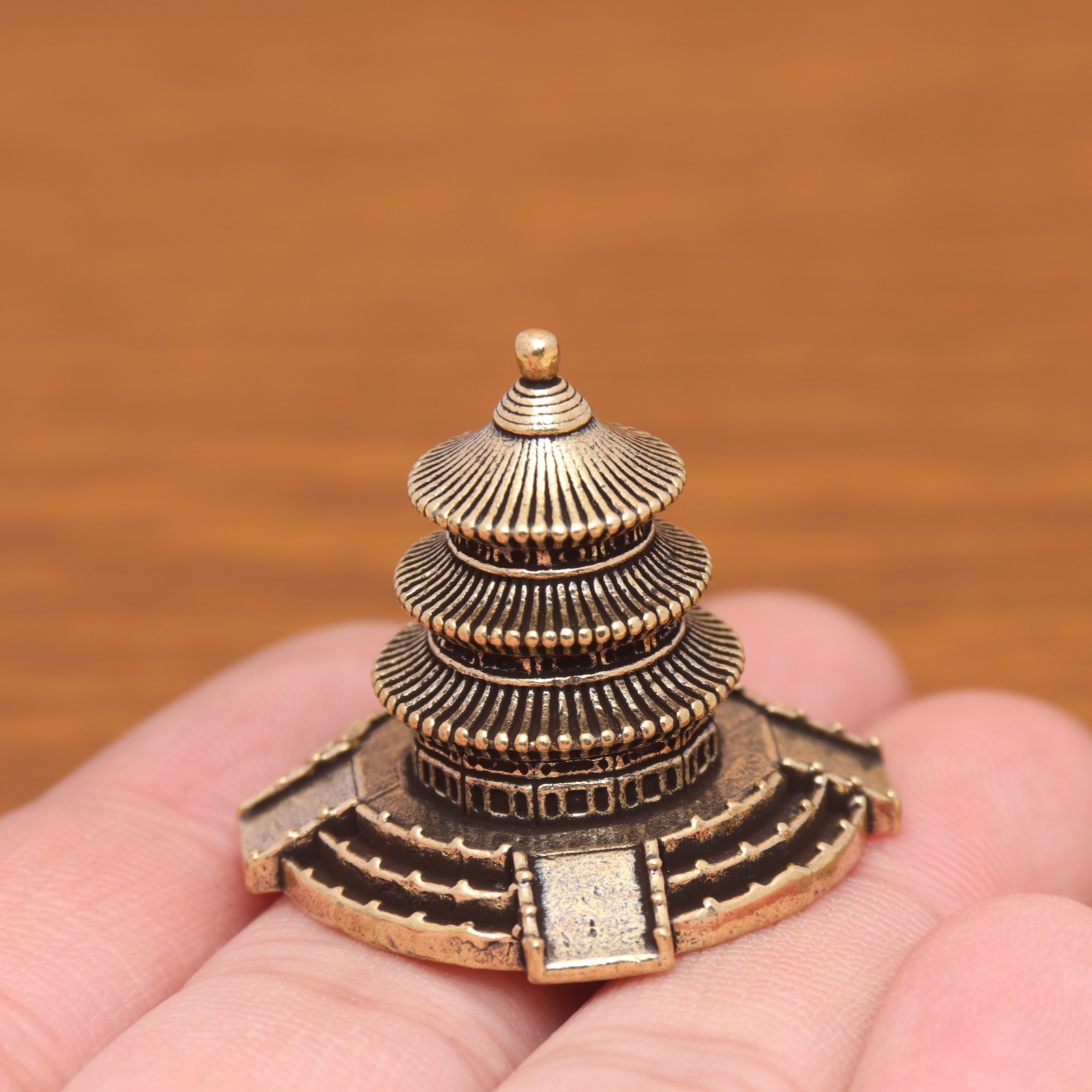 Temple Architecture Figurine W - Office Furniture World recension och pris
