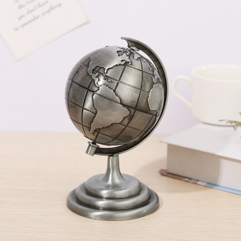 Vintage Alloy Globe Figurine R - Office Furniture World recension och pris