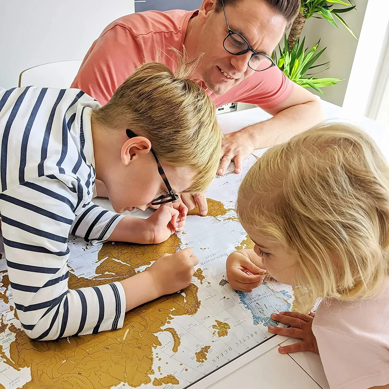 Deluxe World-Scratch-Coated Ma - Office Furniture World recension och pris
